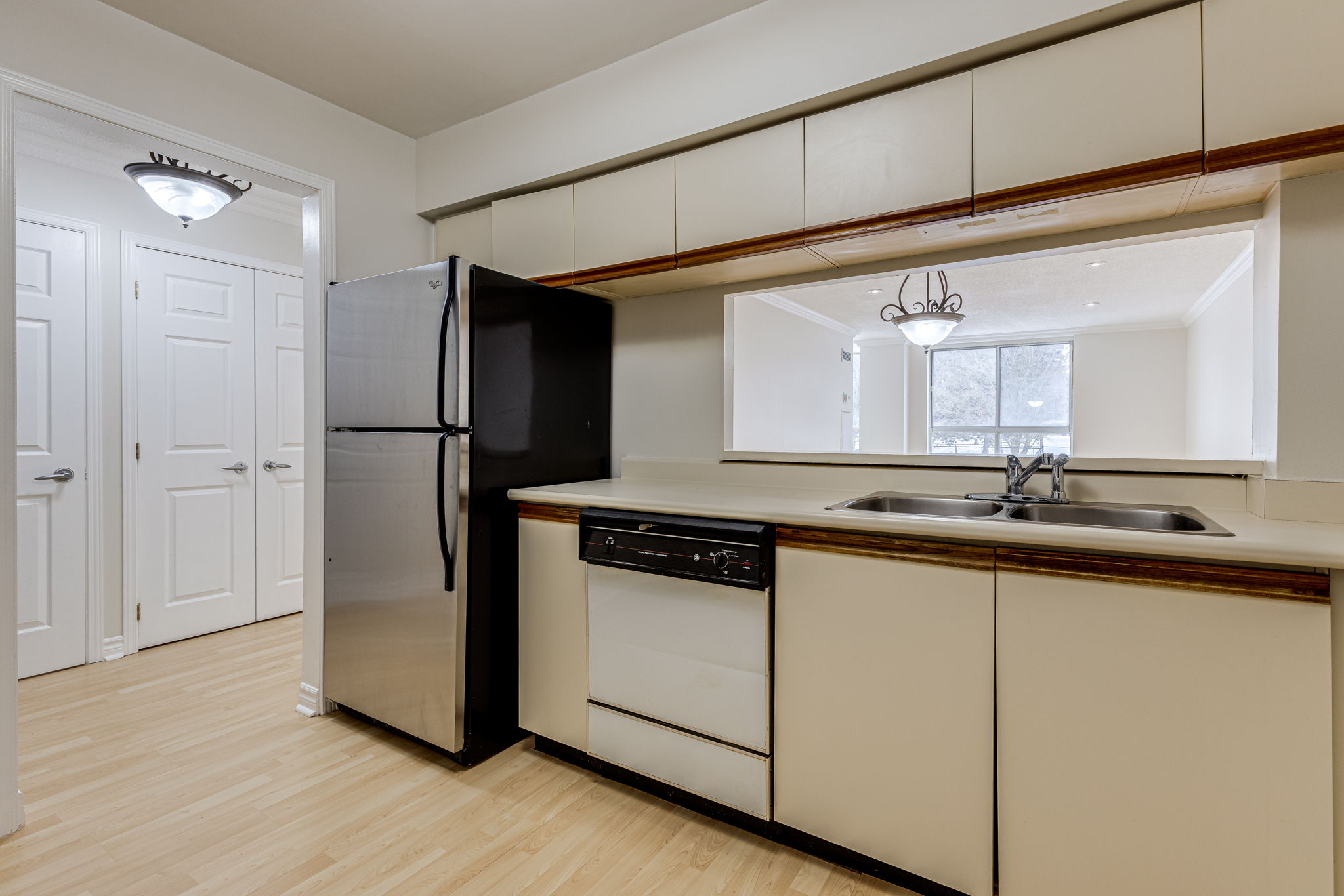 Mississauga property showcase — delivered property photograph 5