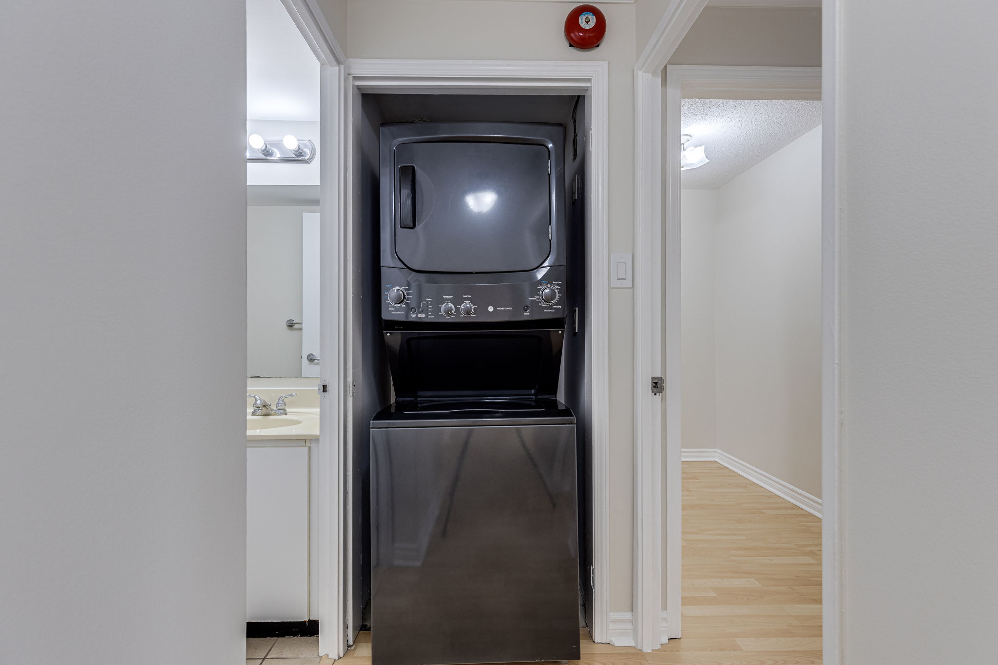 Mississauga property showcase — delivered property photograph 23
