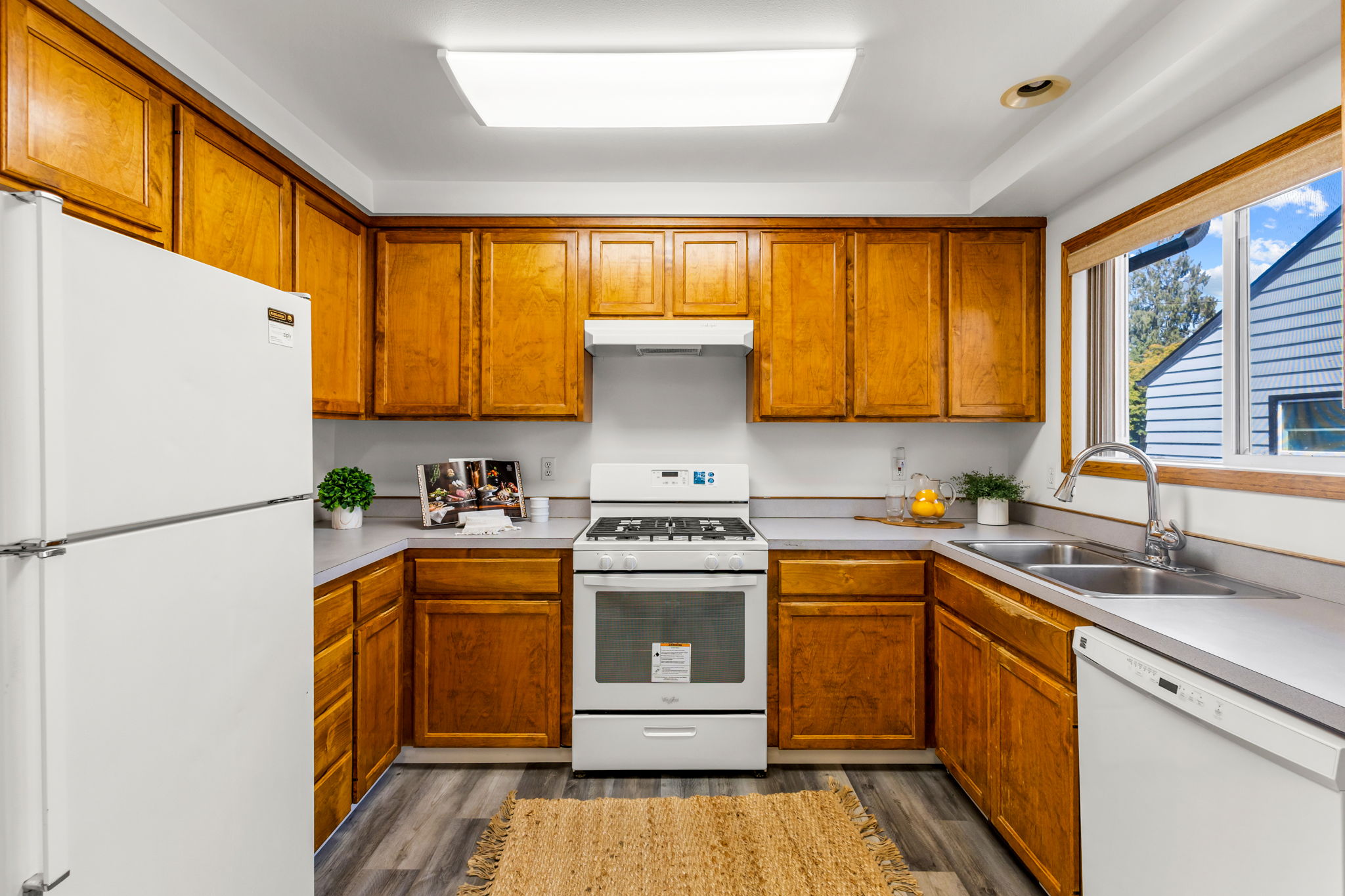 1485 Lawnridge ST SW10
