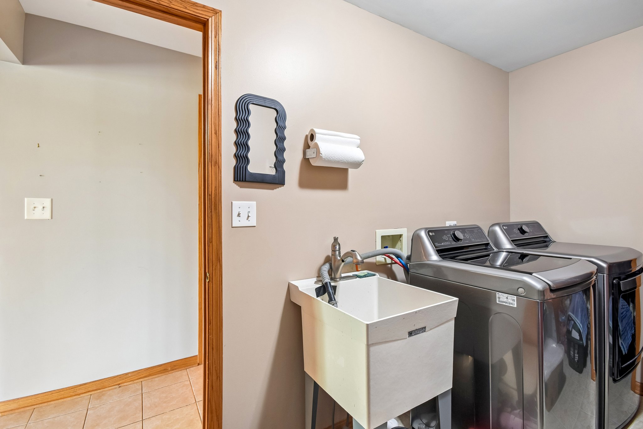 Carlton Ln-S3007-028.jpg