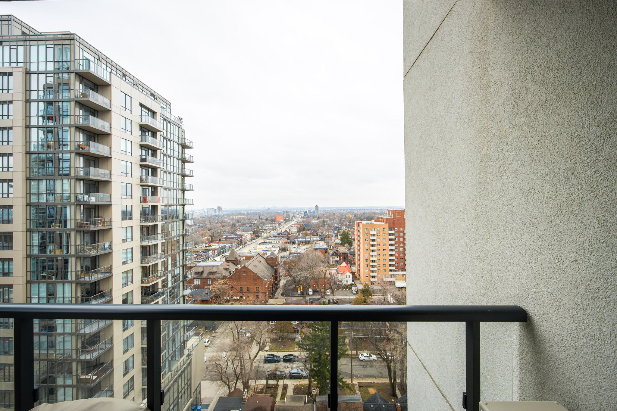 Toronto property showcase — delivered property photograph 15