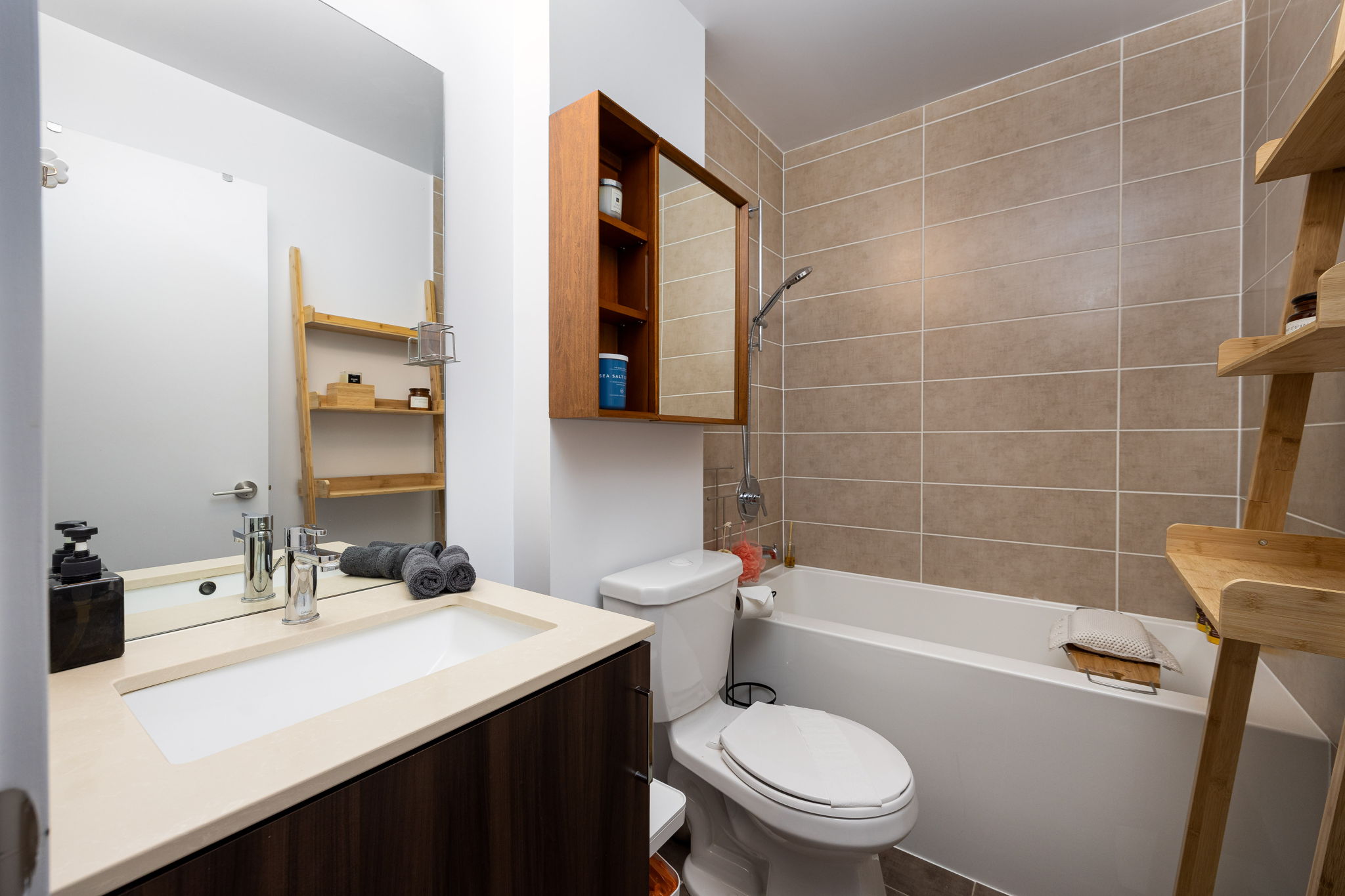Toronto property showcase — delivered property photograph 13
