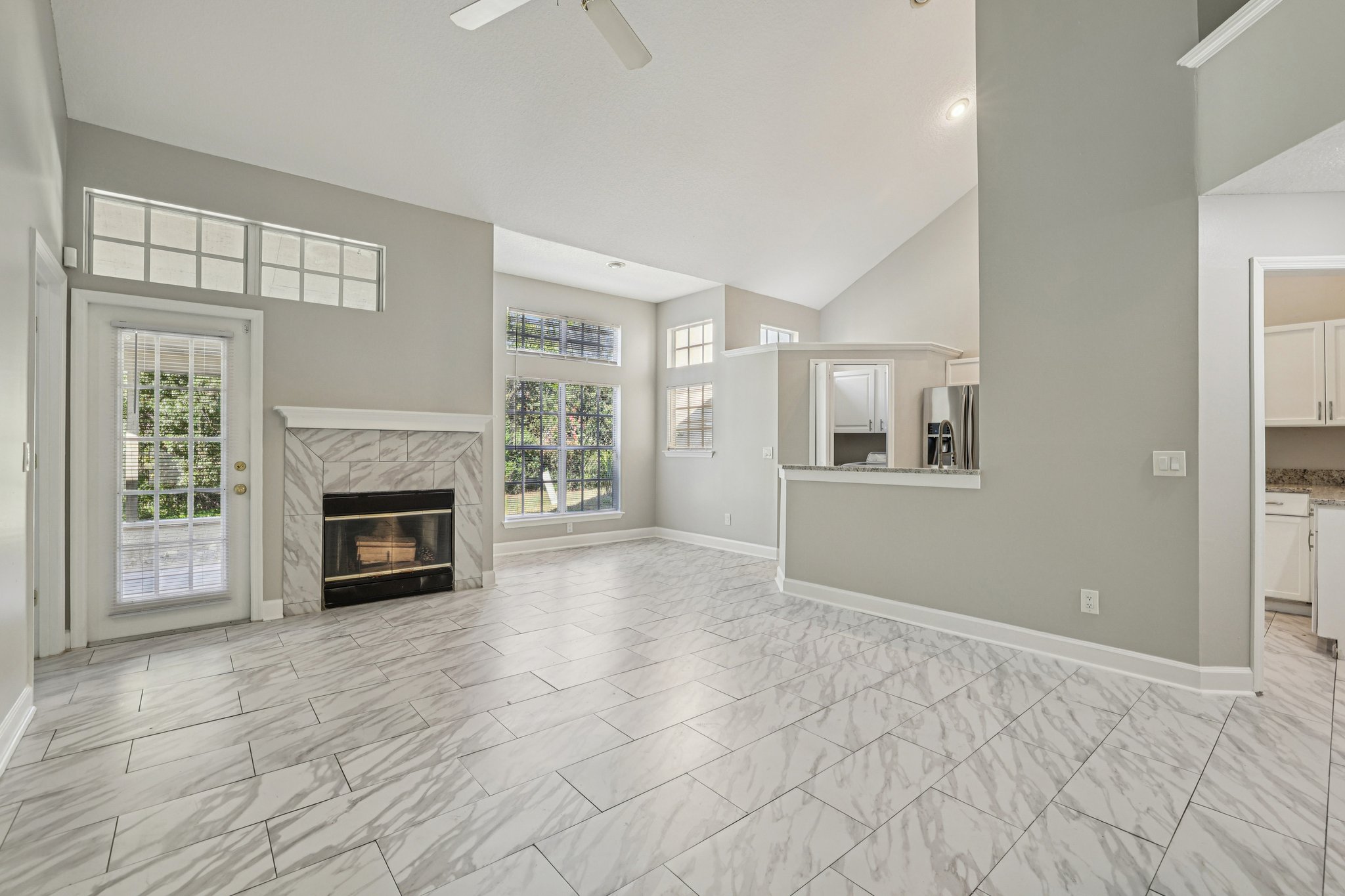 Farrindon Cir-S2611-007.jpg