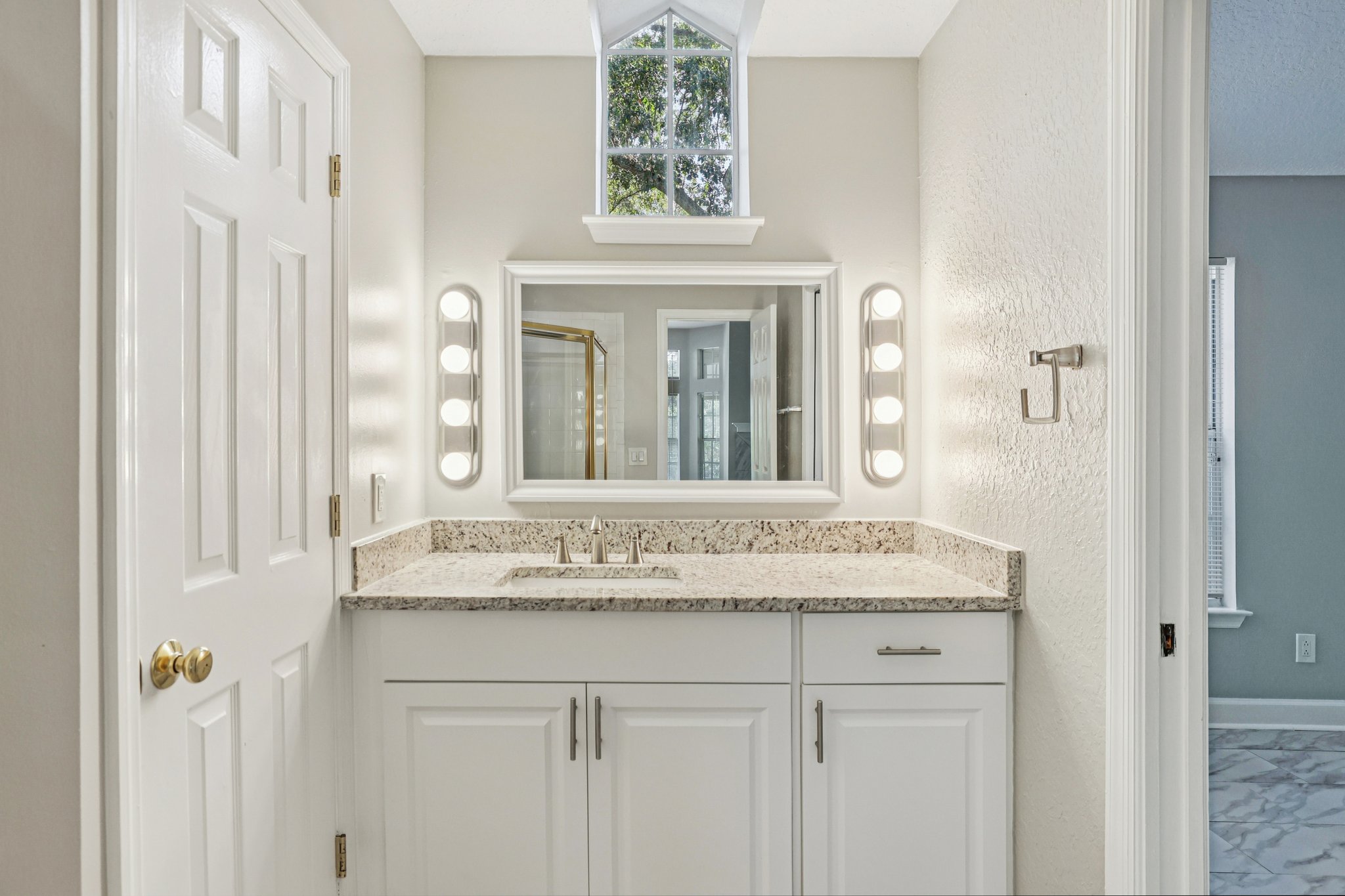 Farrindon Cir-S2611-031.jpg