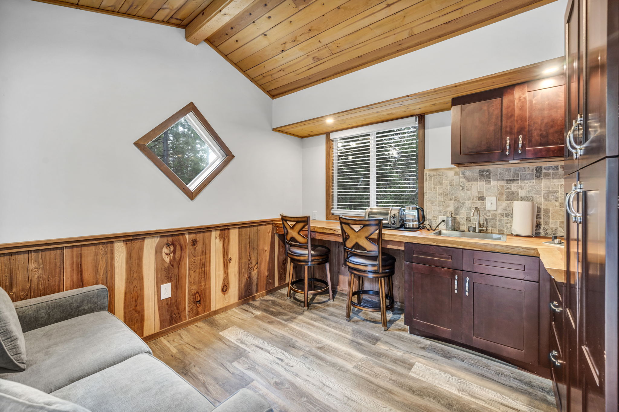 119-web-or-mls-1486-prussian-hill-rd