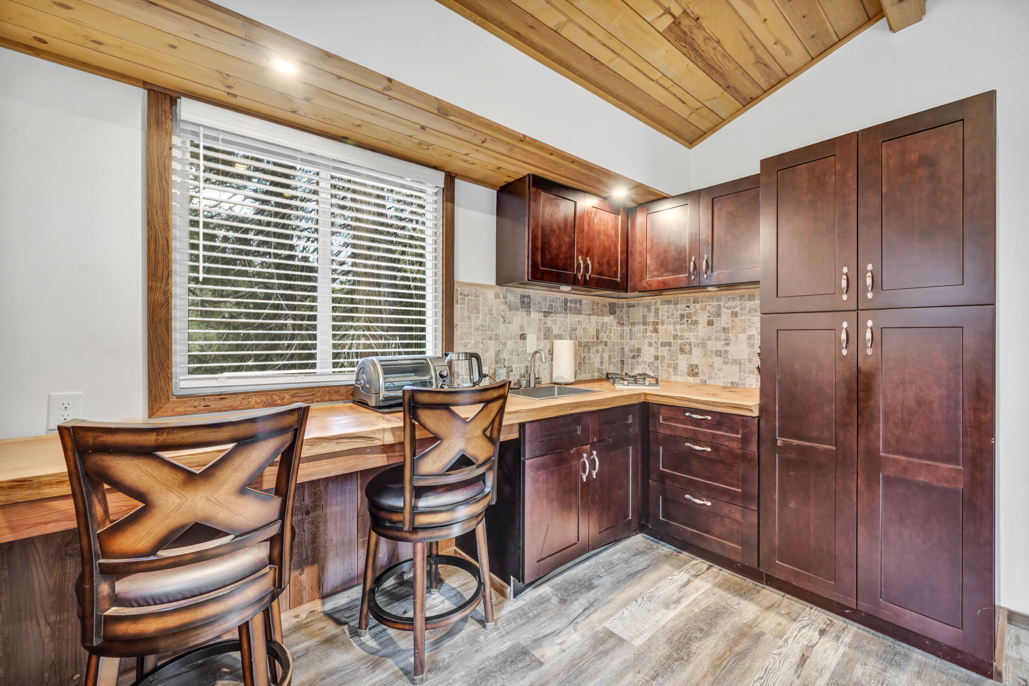 120-web-or-mls-1486-prussian-hill-rd