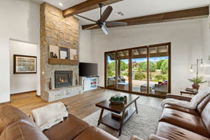 Living Room (4)