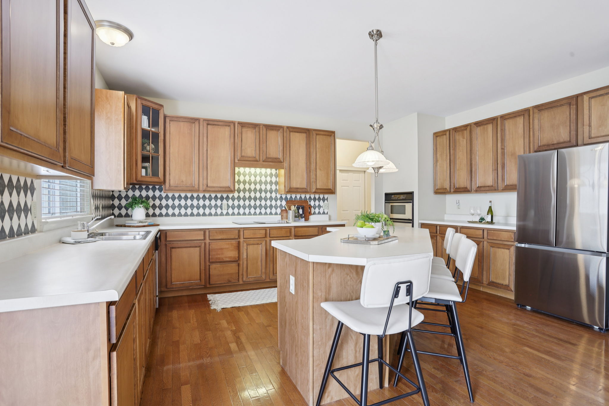1487 Fenway Dr-014