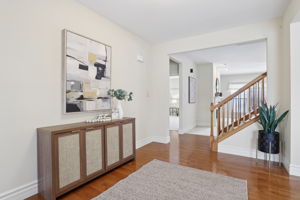 1487 Fenway Dr-004