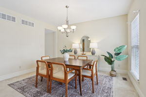 1487 Fenway Dr-010
