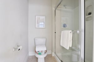 1487 Fenway Dr-021