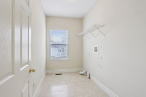 1487 Fenway Dr-022