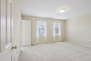 1487 Fenway Dr-028