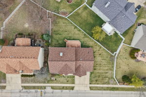 1487 Fenway Dr-041
