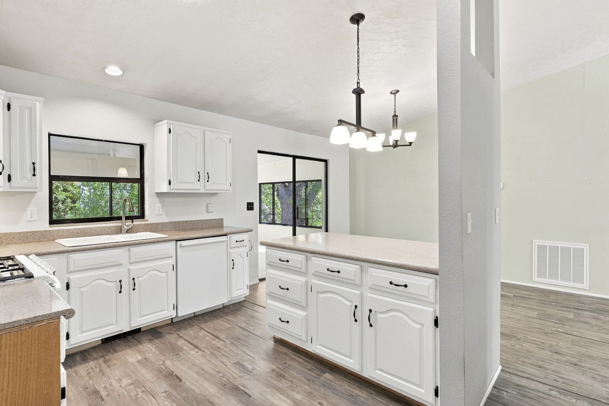 Kitchen 3
