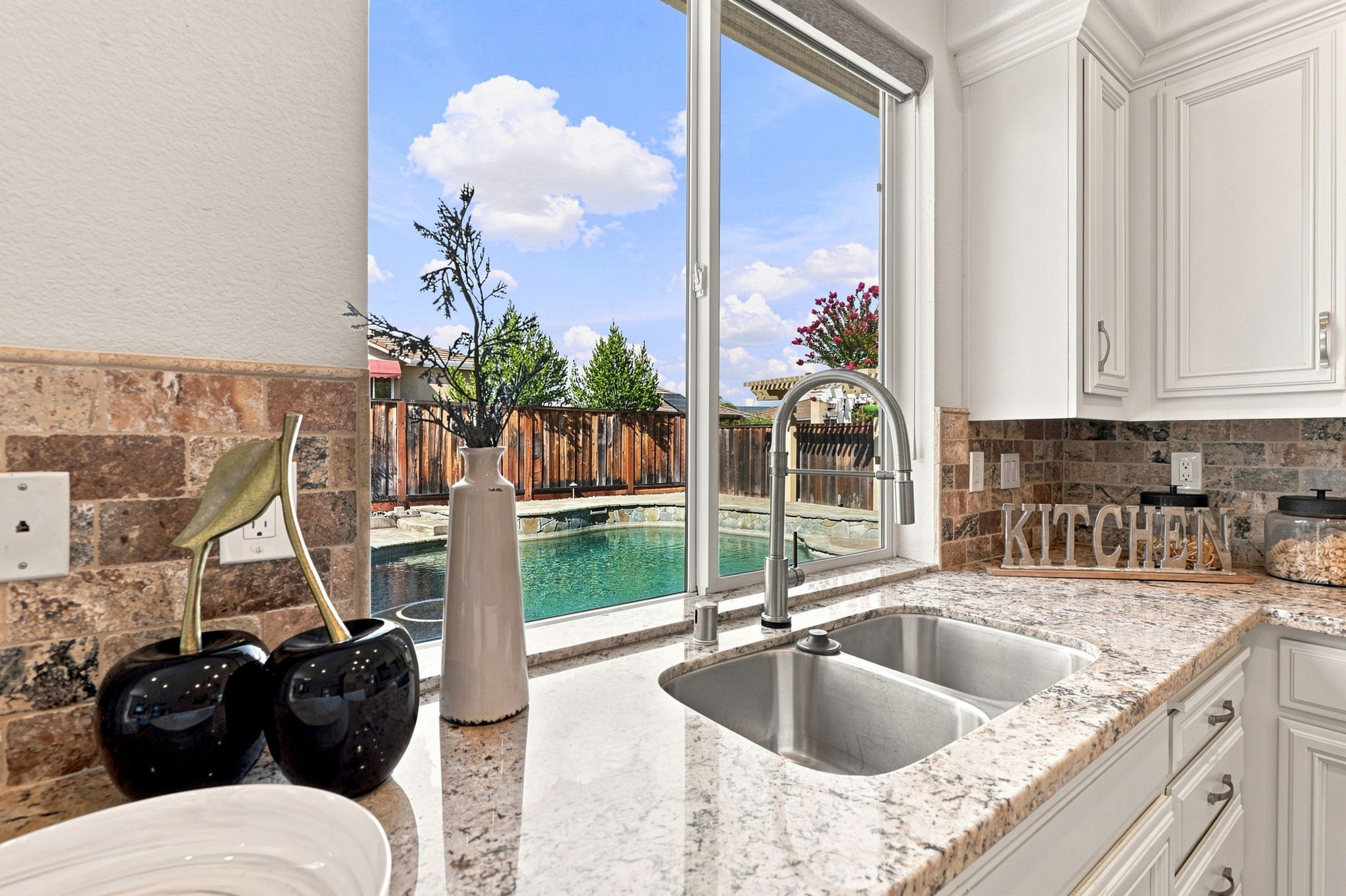 015_F8_1487 Partridge Dr