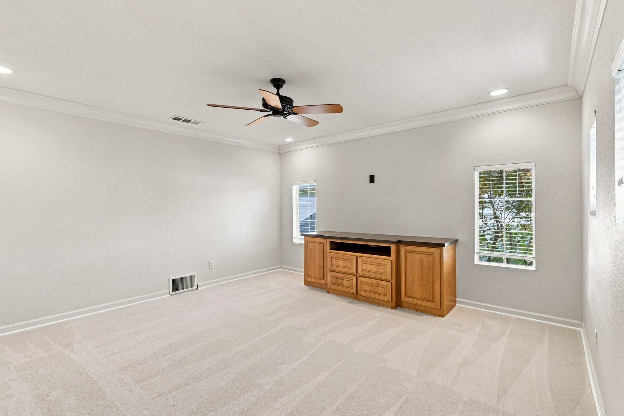 023_F8_1487 Partridge Dr