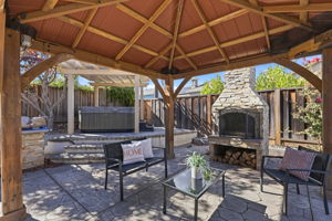 052_F8_1487 Partridge Dr