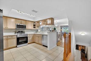 Entertain & Prepare Meals with Ease