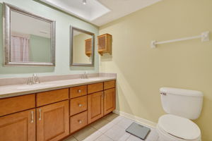 Waterfront Primary - Dual Sinks