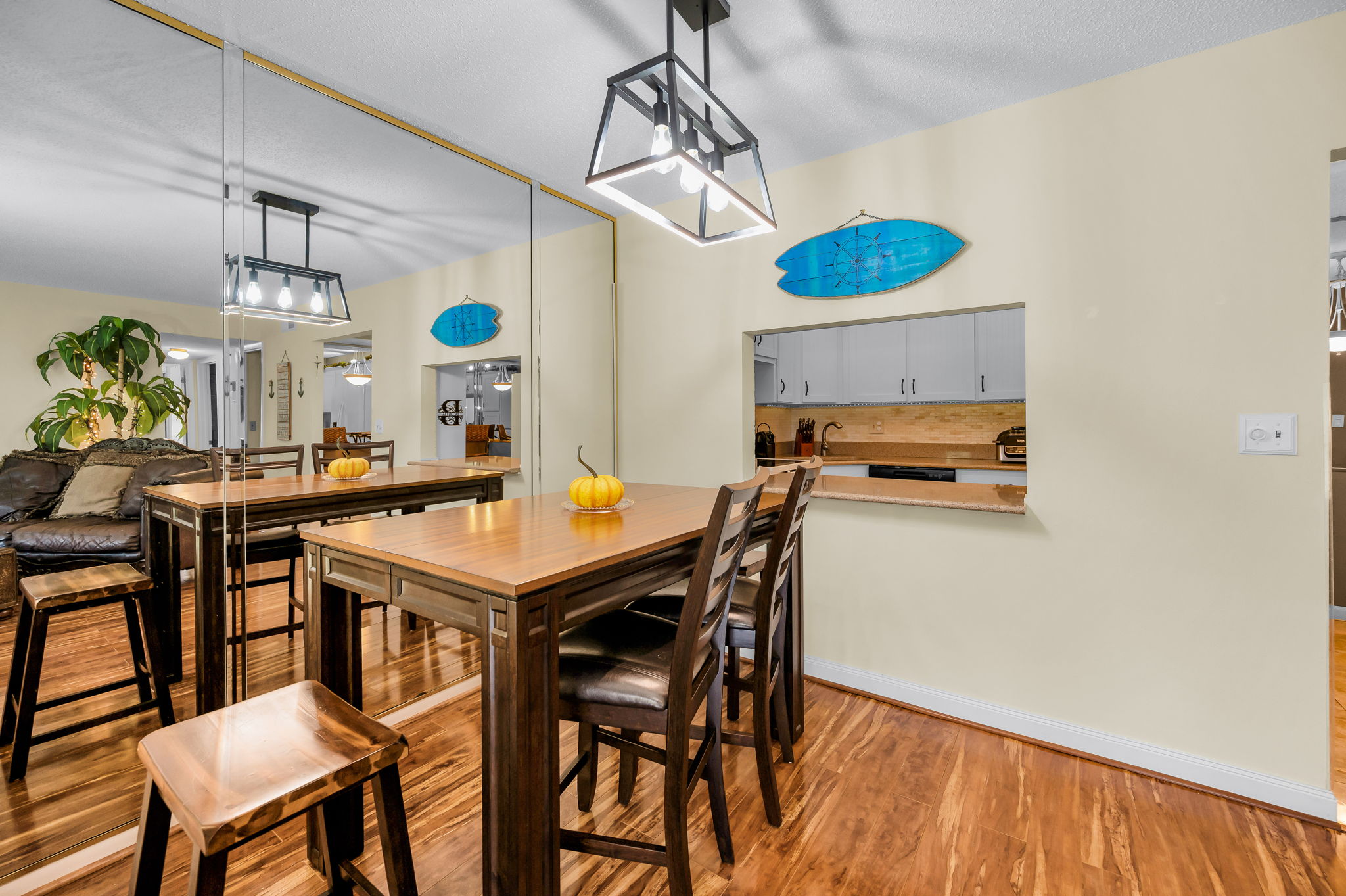 Dining Room2
