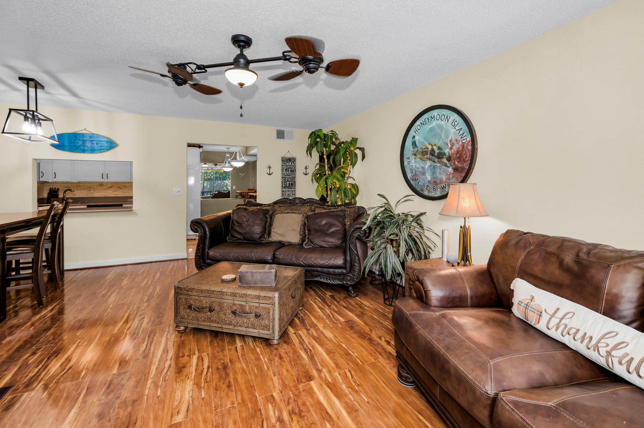 Living Room6