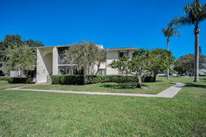 Front Exterior3