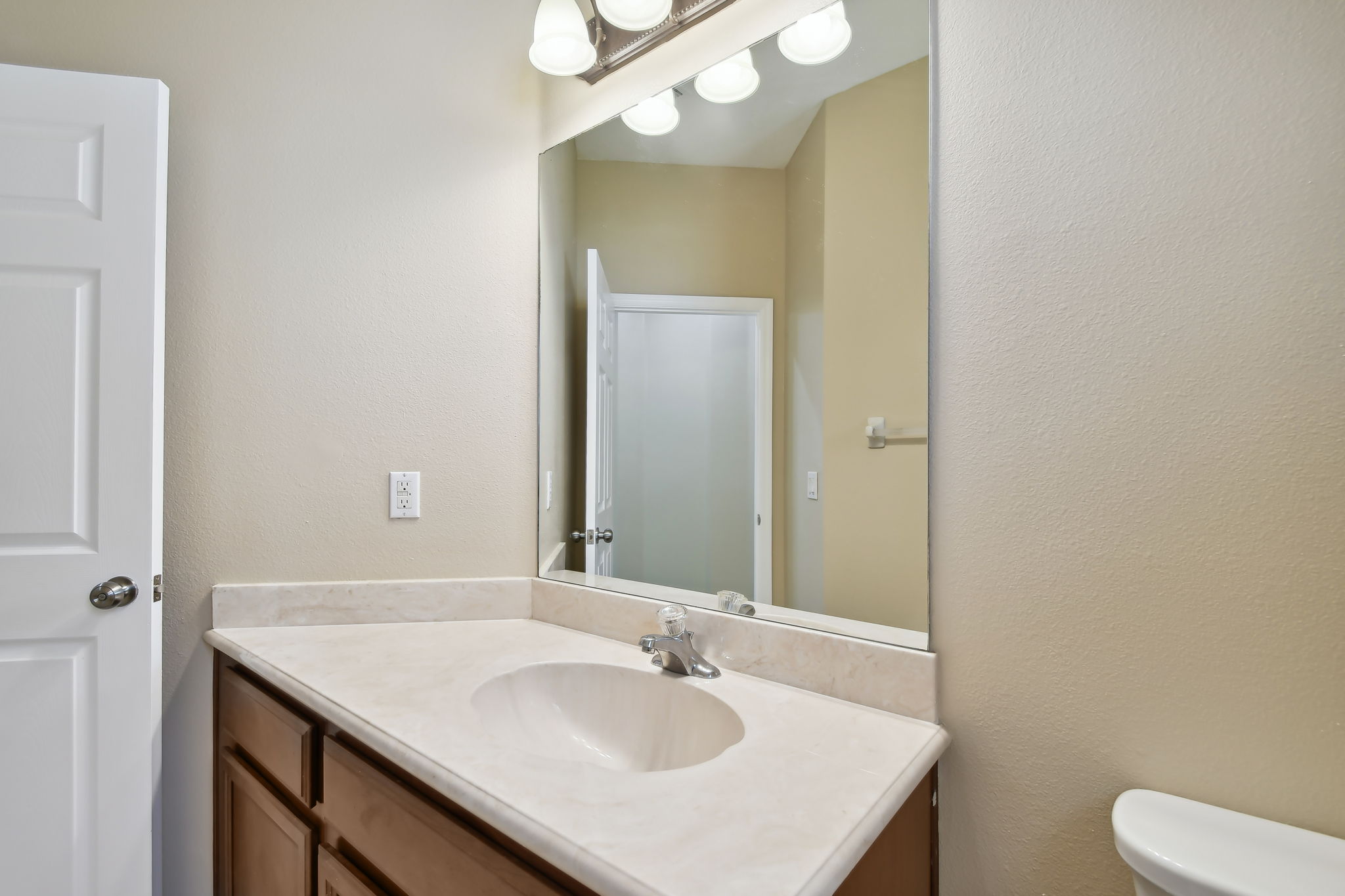 Downstairs Half Bathroom