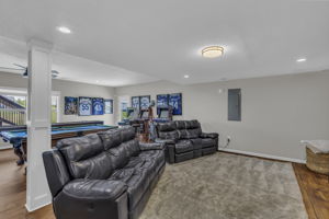  Photo 41