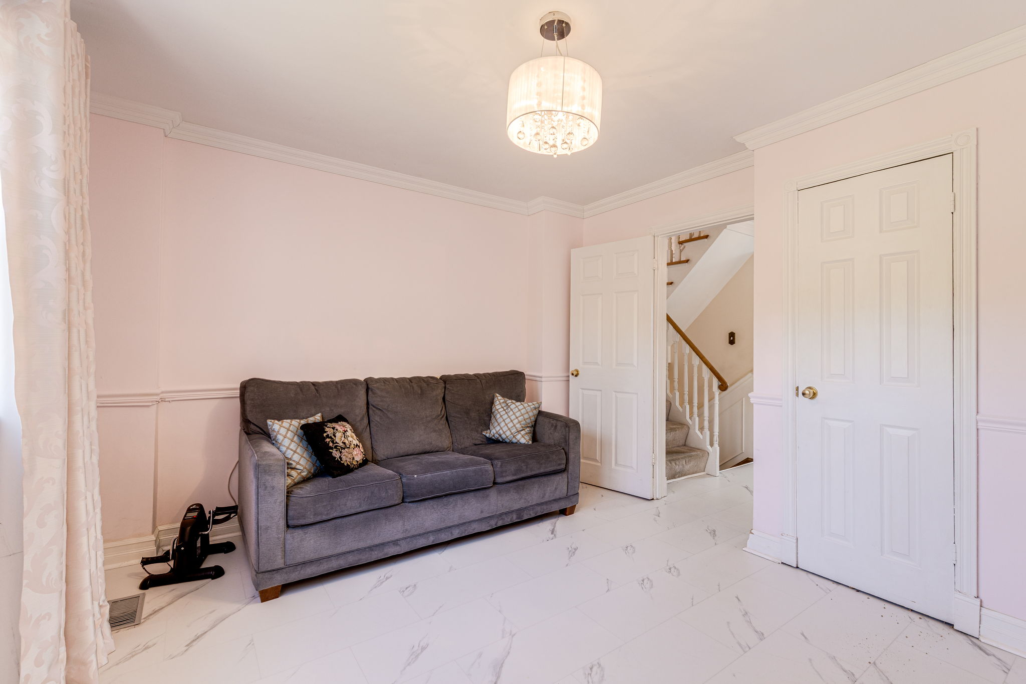 Richmond Hill property showcase — delivered property photograph 28