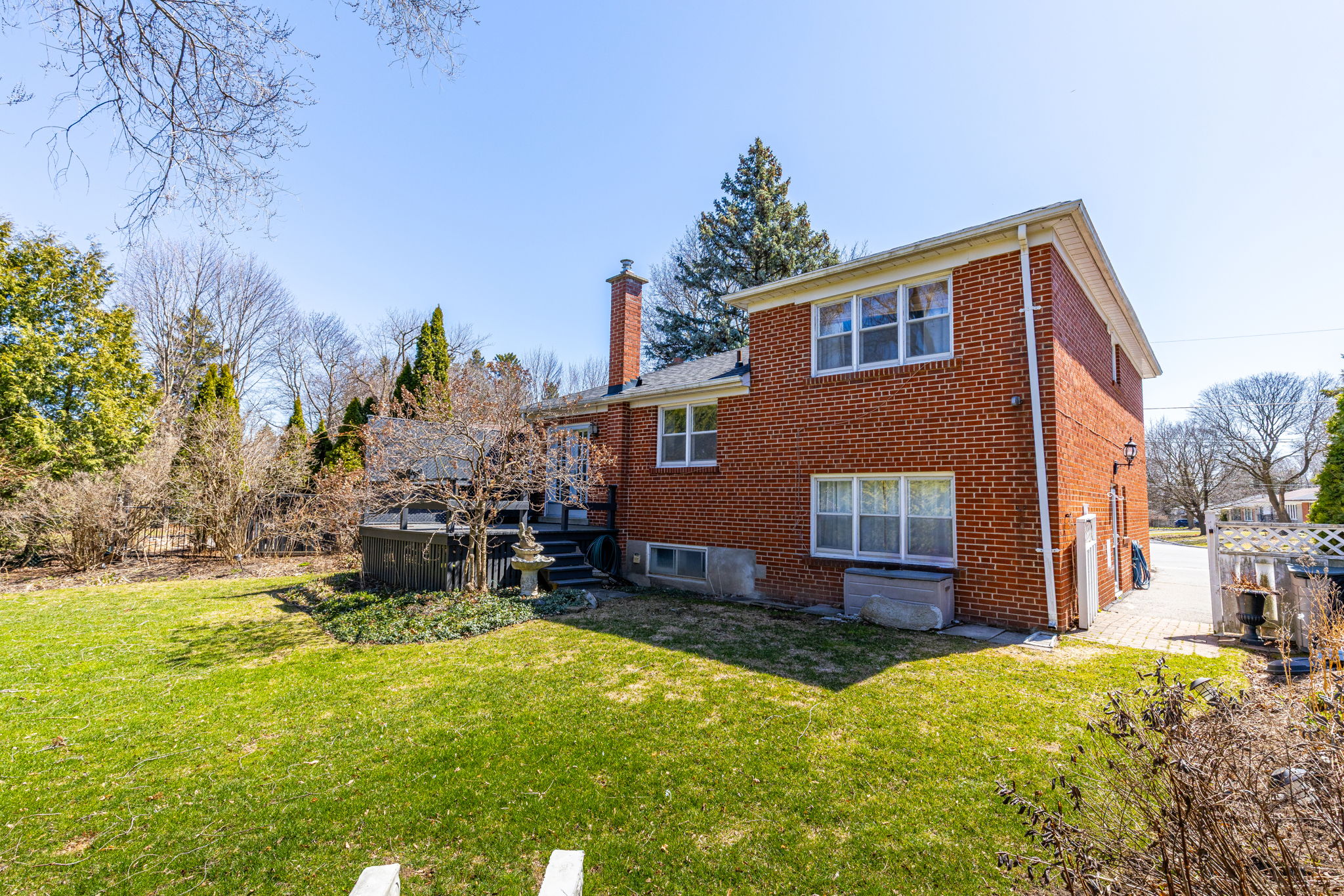 Richmond Hill property showcase — delivered property photograph 34