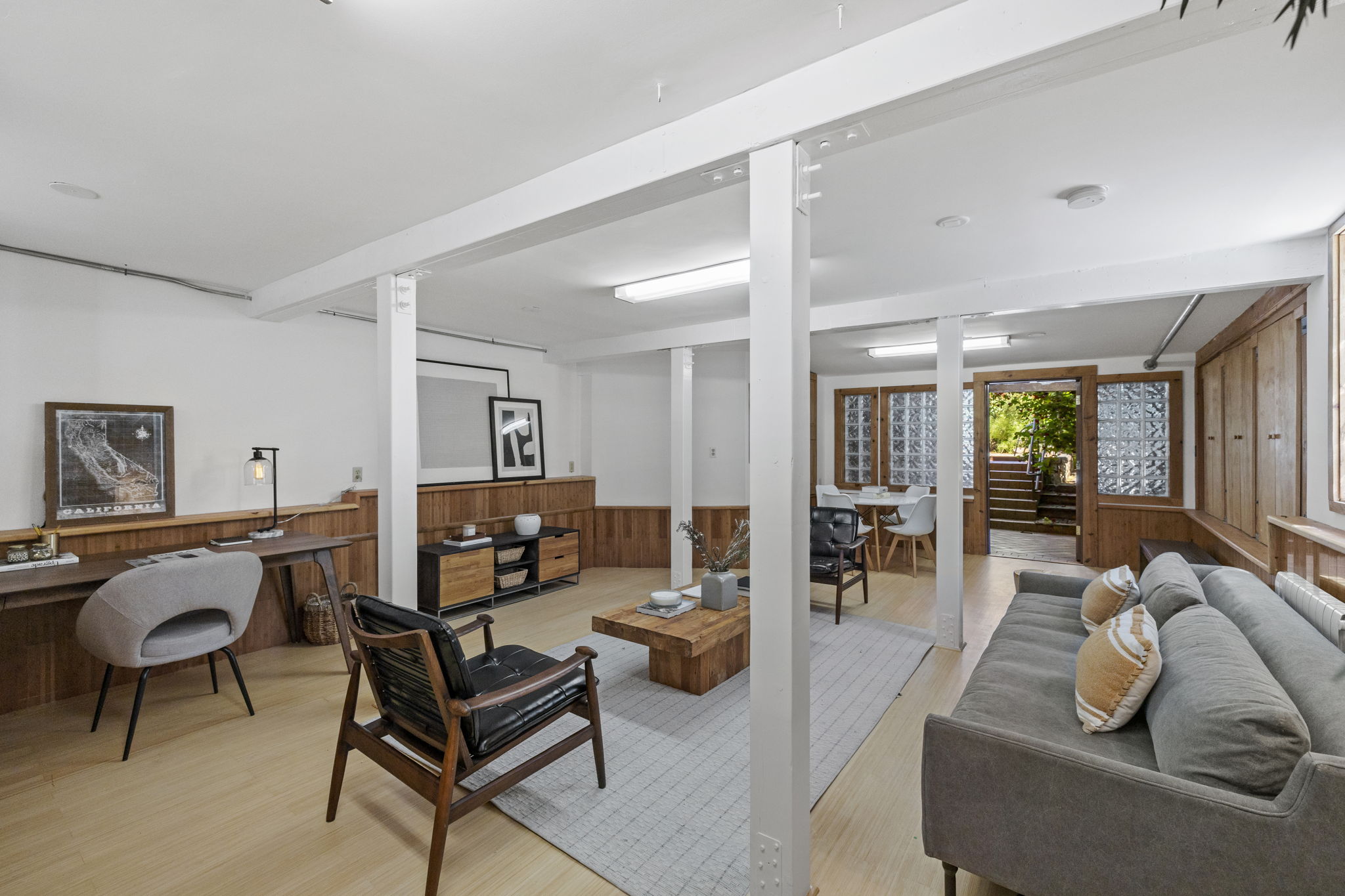  Photo 60