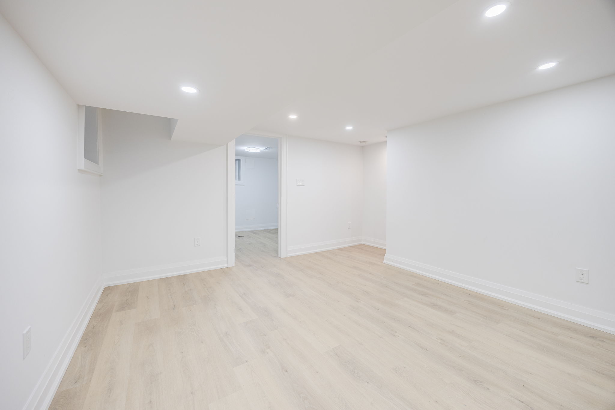 Toronto property showcase — delivered property photograph 6