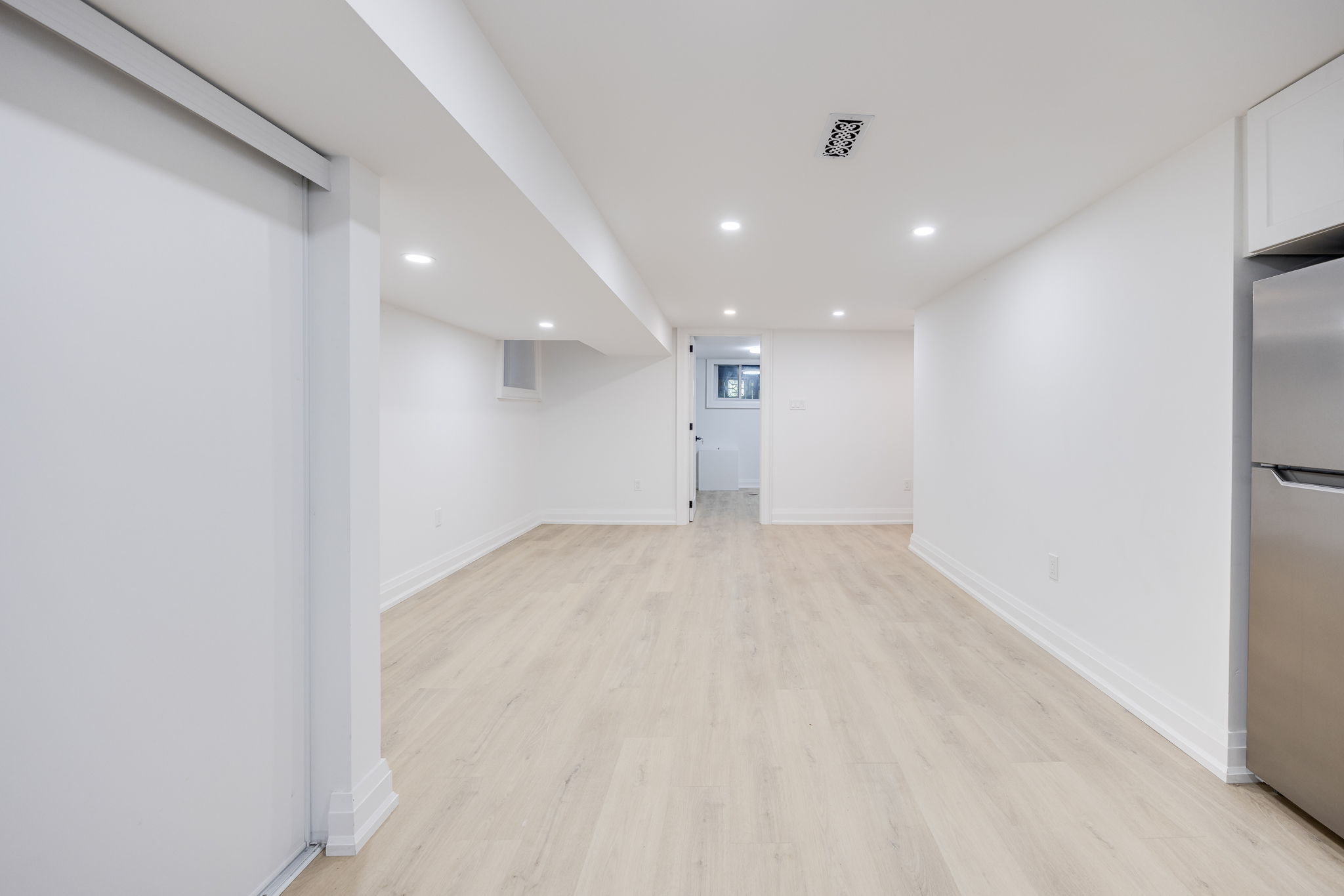 Toronto property showcase — delivered property photograph 9