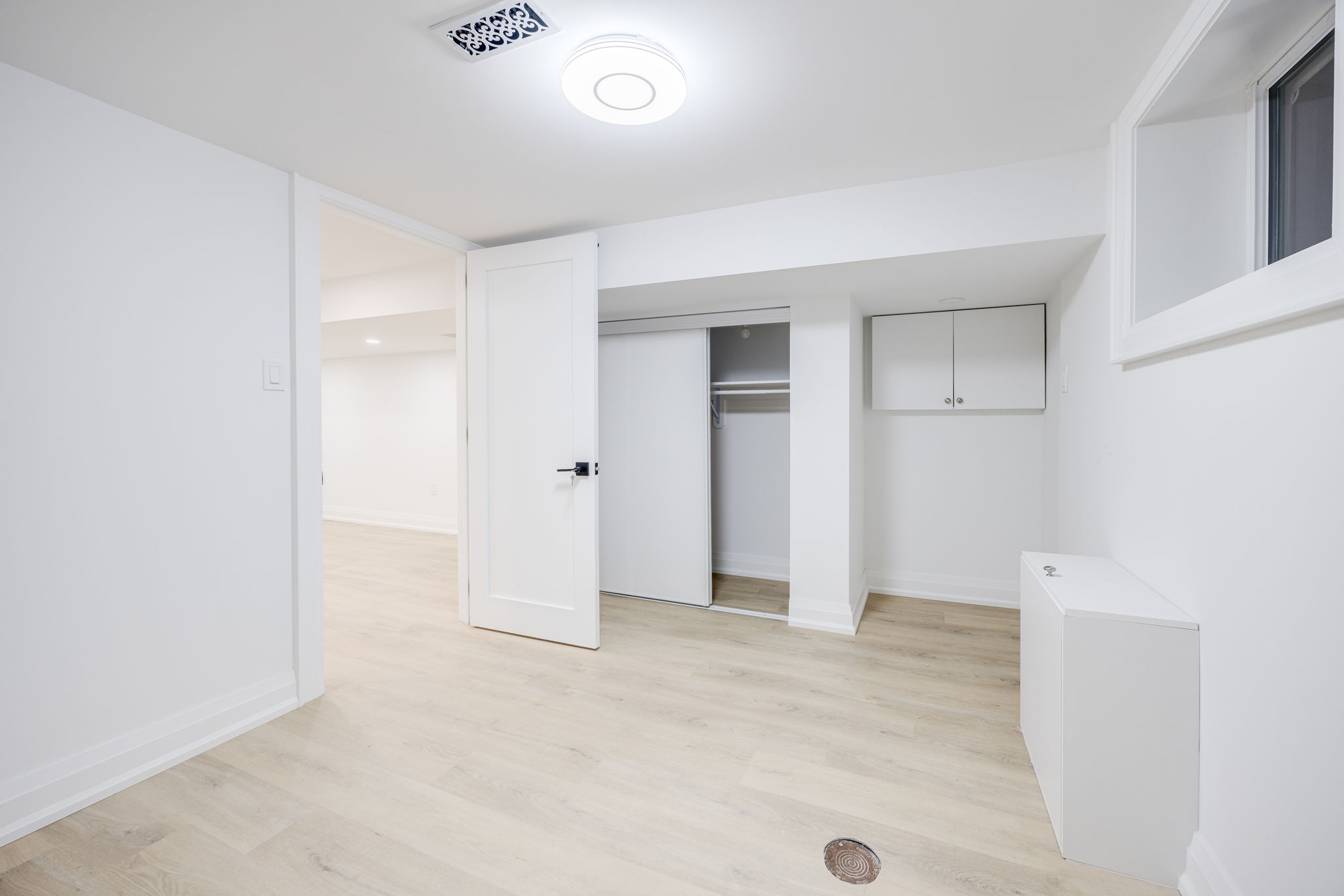 Toronto property showcase — delivered property photograph 13