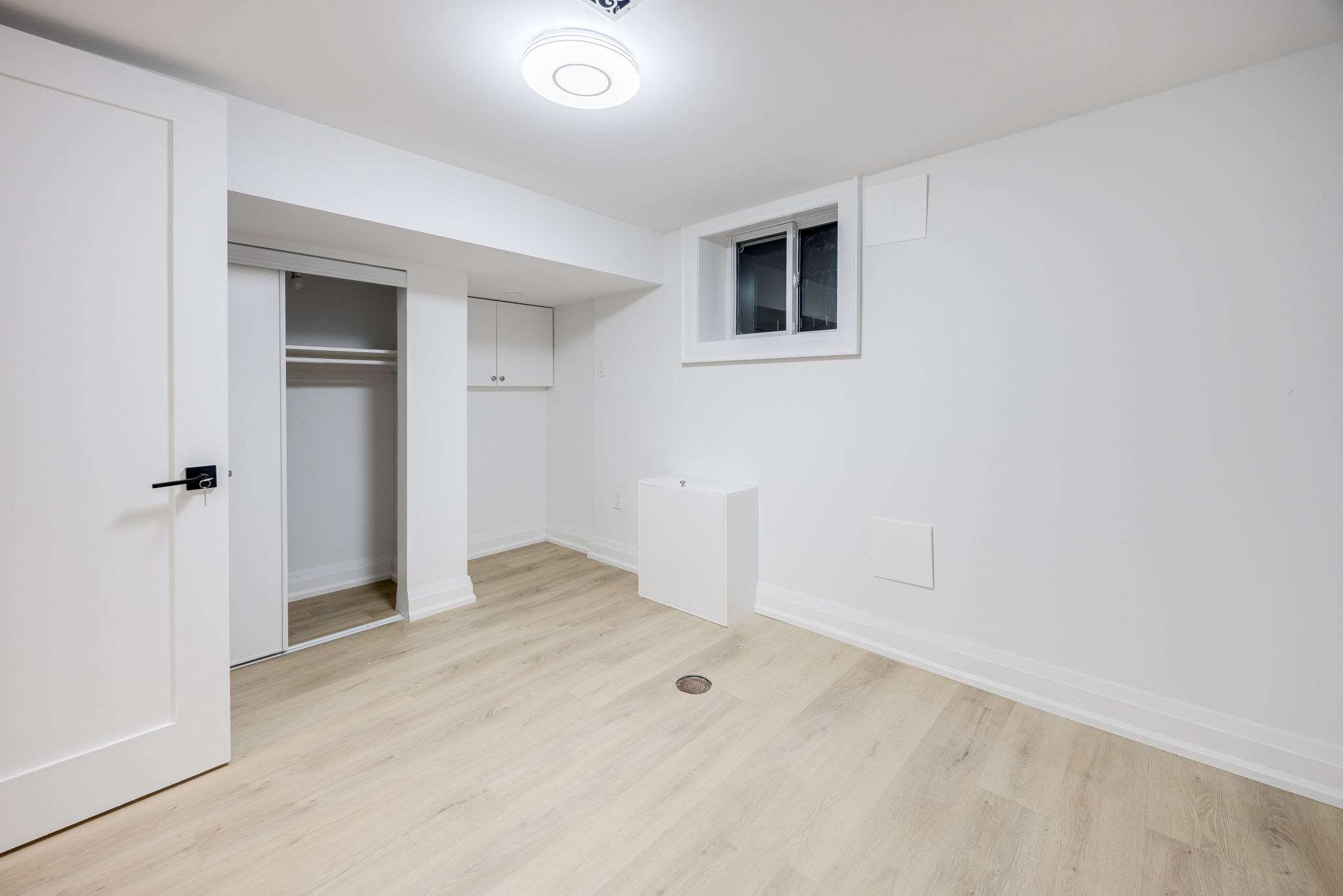 Toronto property showcase — delivered property photograph 14