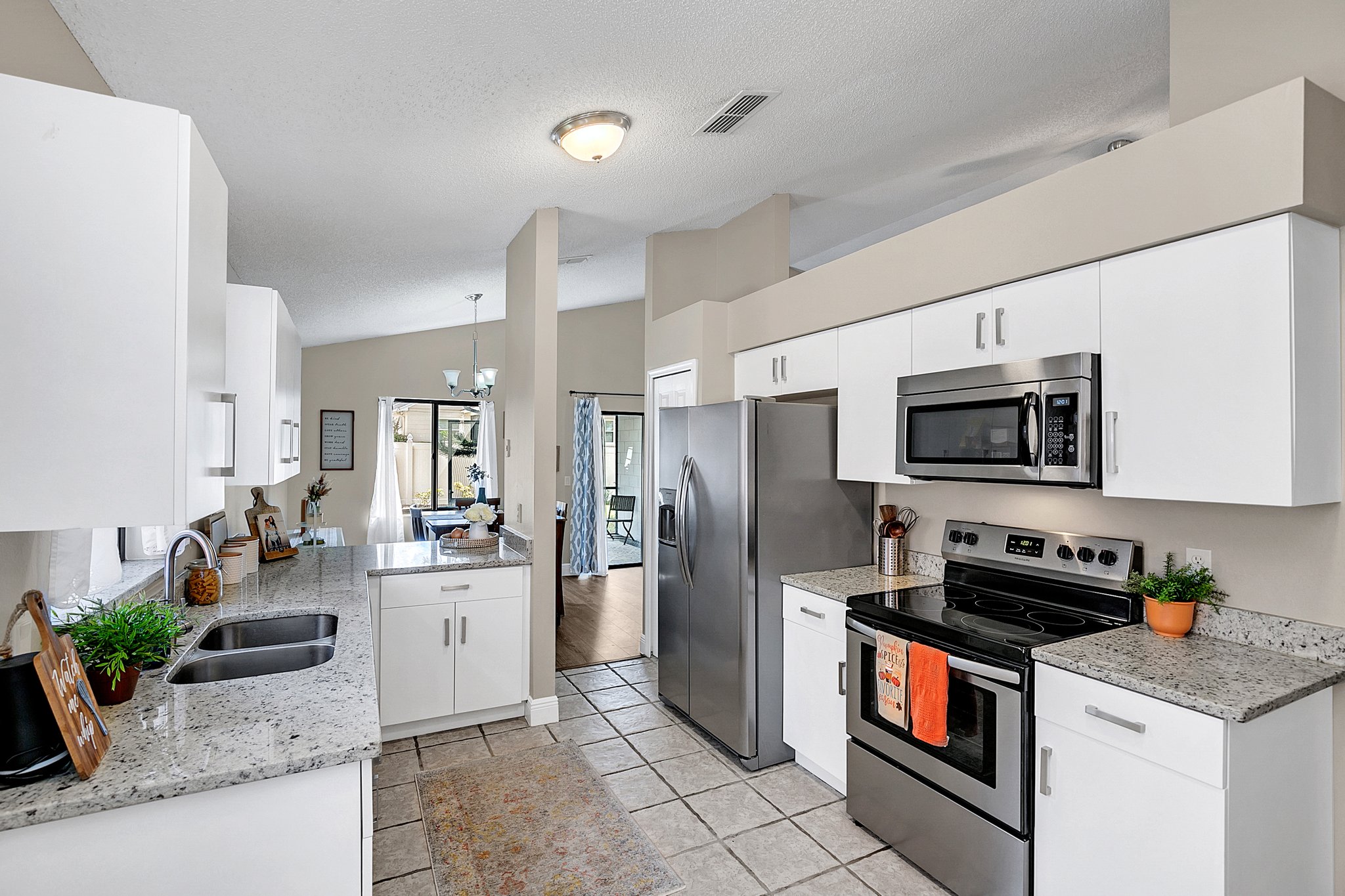149 Cooper Ct, Orlando, FL 32835, USA Photo 17