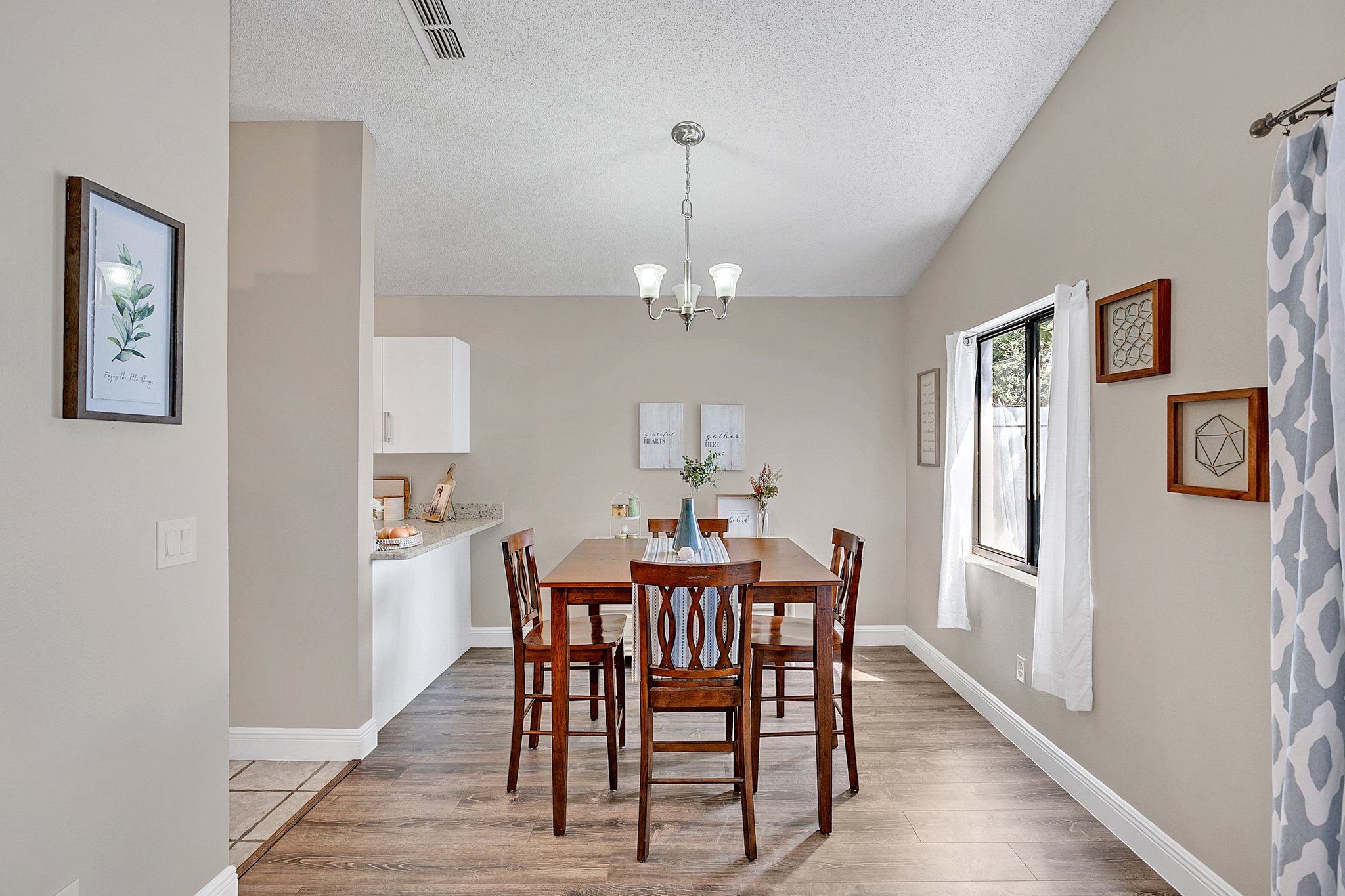 149 Cooper Ct, Orlando, FL 32835, USA Photo 13