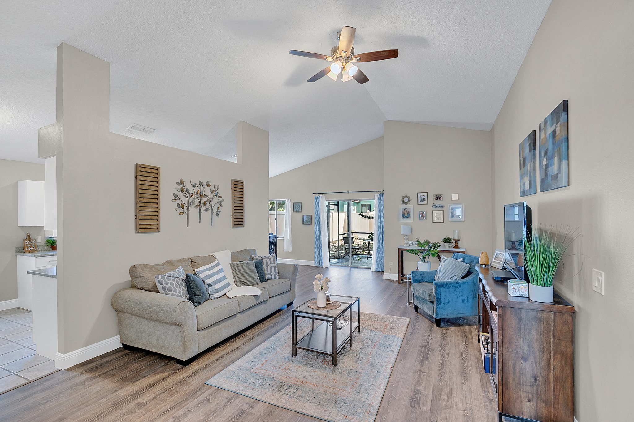 149 Cooper Ct, Orlando, FL 32835, USA Photo 8