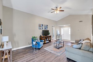 149 Cooper Ct, Orlando, FL 32835, USA Photo 10