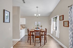 149 Cooper Ct, Orlando, FL 32835, USA Photo 12