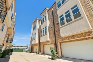 E 2nd St-002.jpg