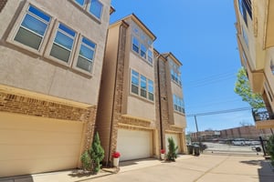 E 2nd St-003.jpg