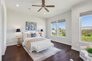E 2nd St-027.jpg