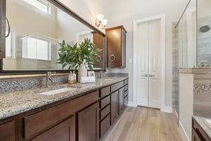 E 2nd St-029.jpg