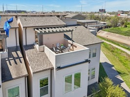 E 2nd St-043.jpg