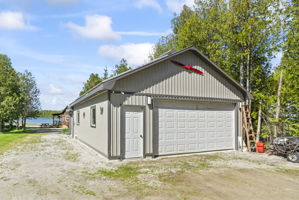  Photo 48