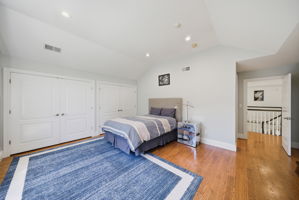  Photo 47