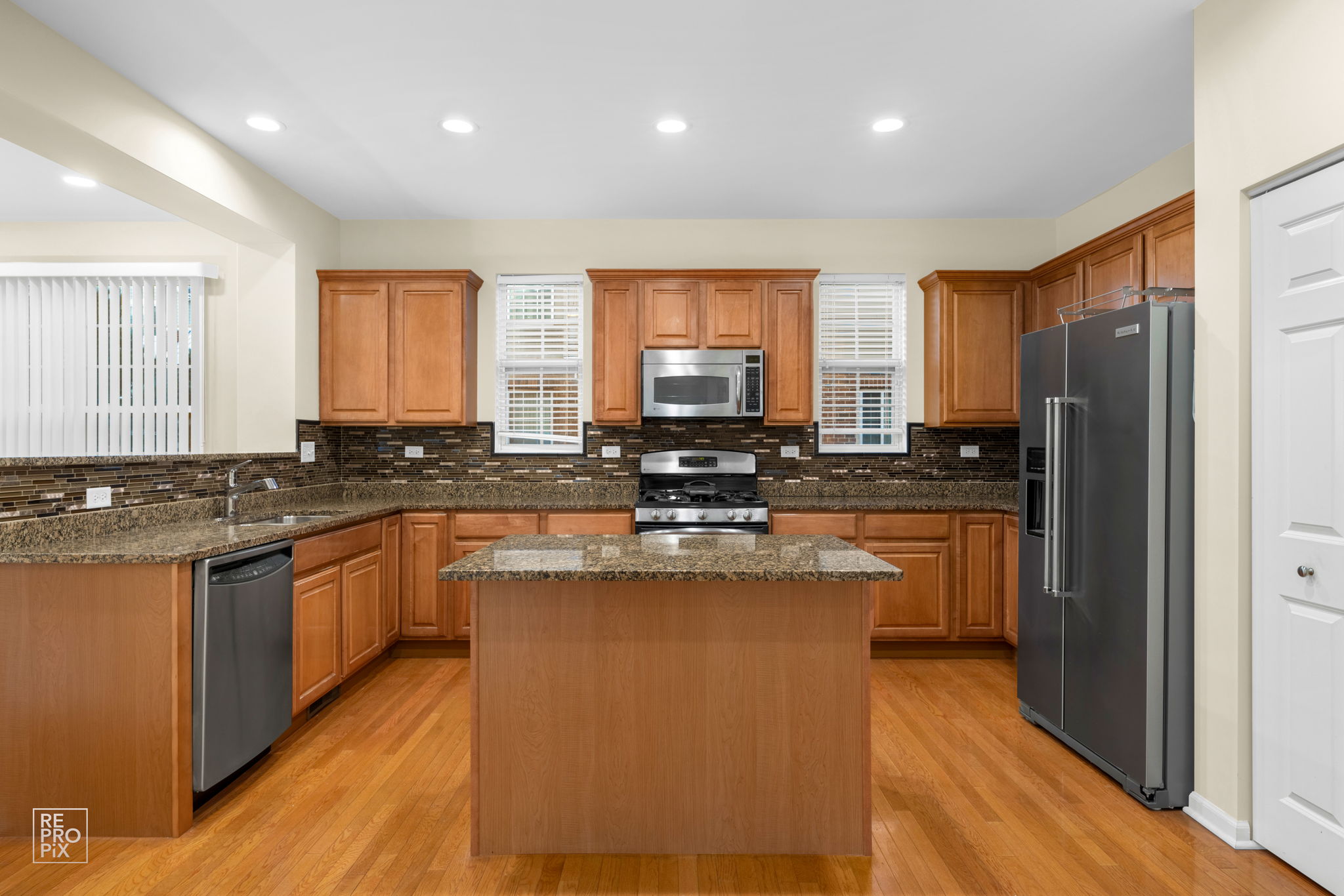 149 N Spruce Ave, Wood Dale, IL 60191_008