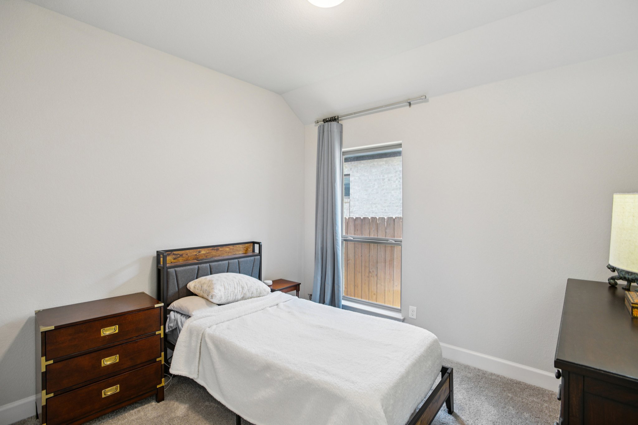 Plumbago Loop-S1002-023.jpg